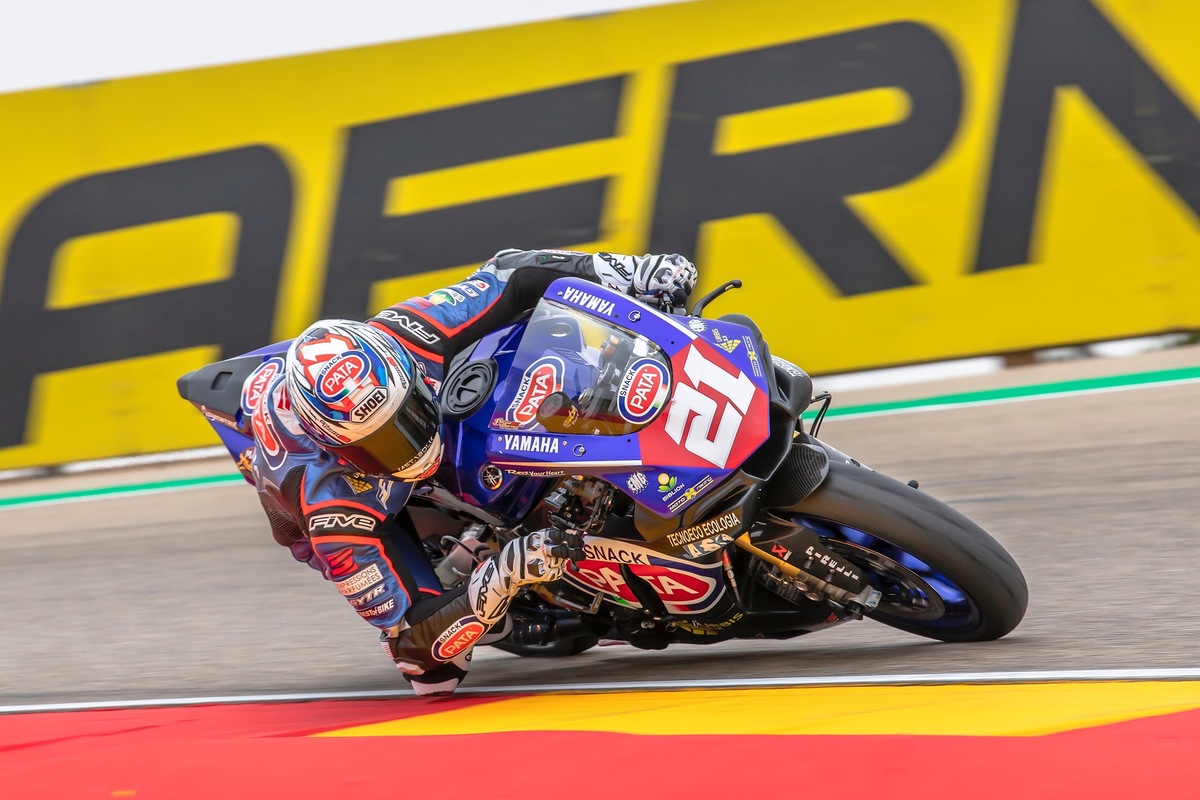 Parte dal Motorland Aragón la nuova sfida del Team Motoxracing