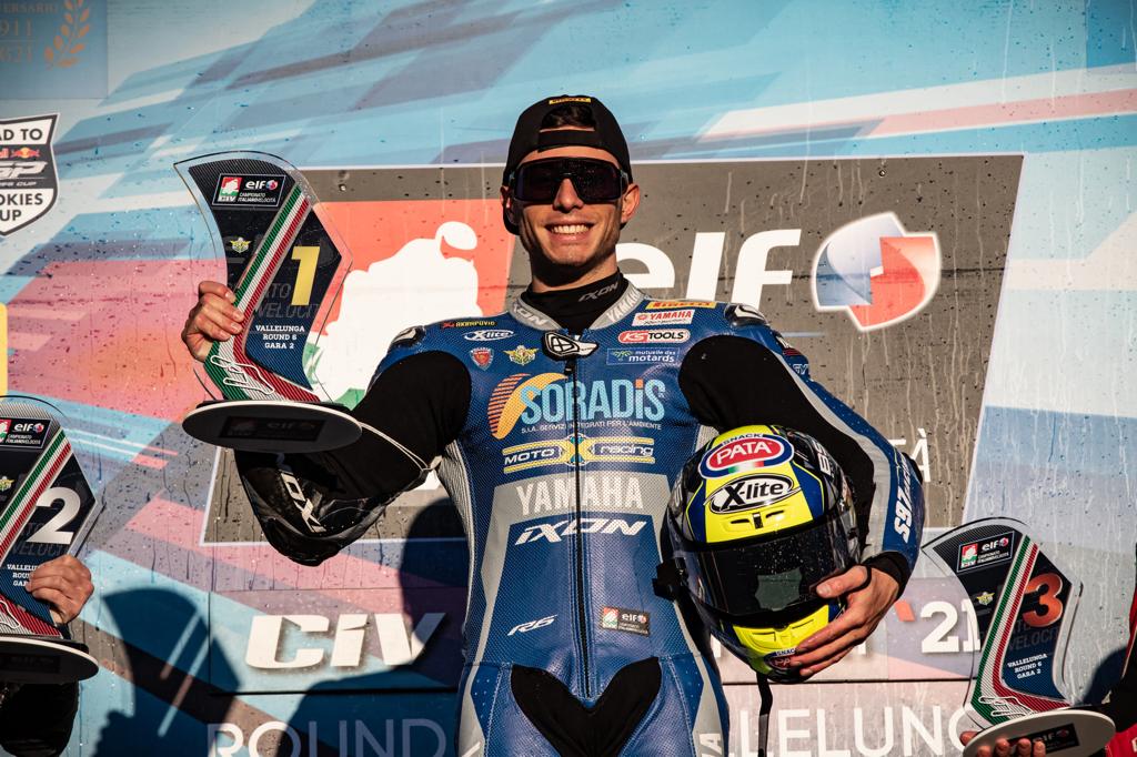 Dopo sette anni di assenza dal CIV, Caricasulo, conclude la stagione con una vittoria a Vallelunga, nella classe Supersport600