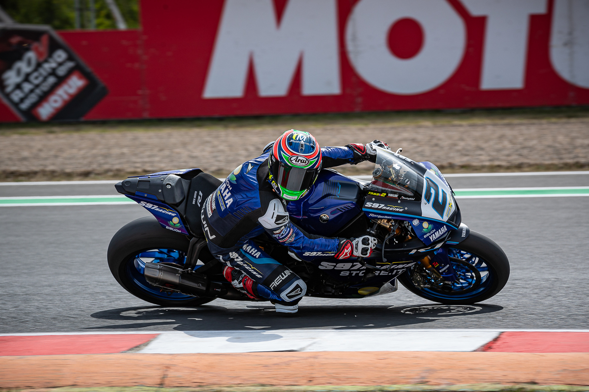 dopo-la-pausa-estiva-il-worldsbk-torna-in-pista-a-magny-cours-in-francia