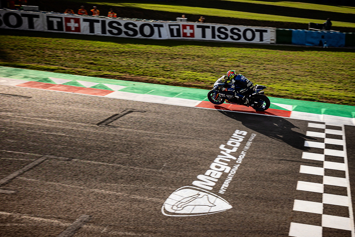 un-problema-di-gomme-rallenta-tamburini-in-gara1worldsbk-a-magny-cours