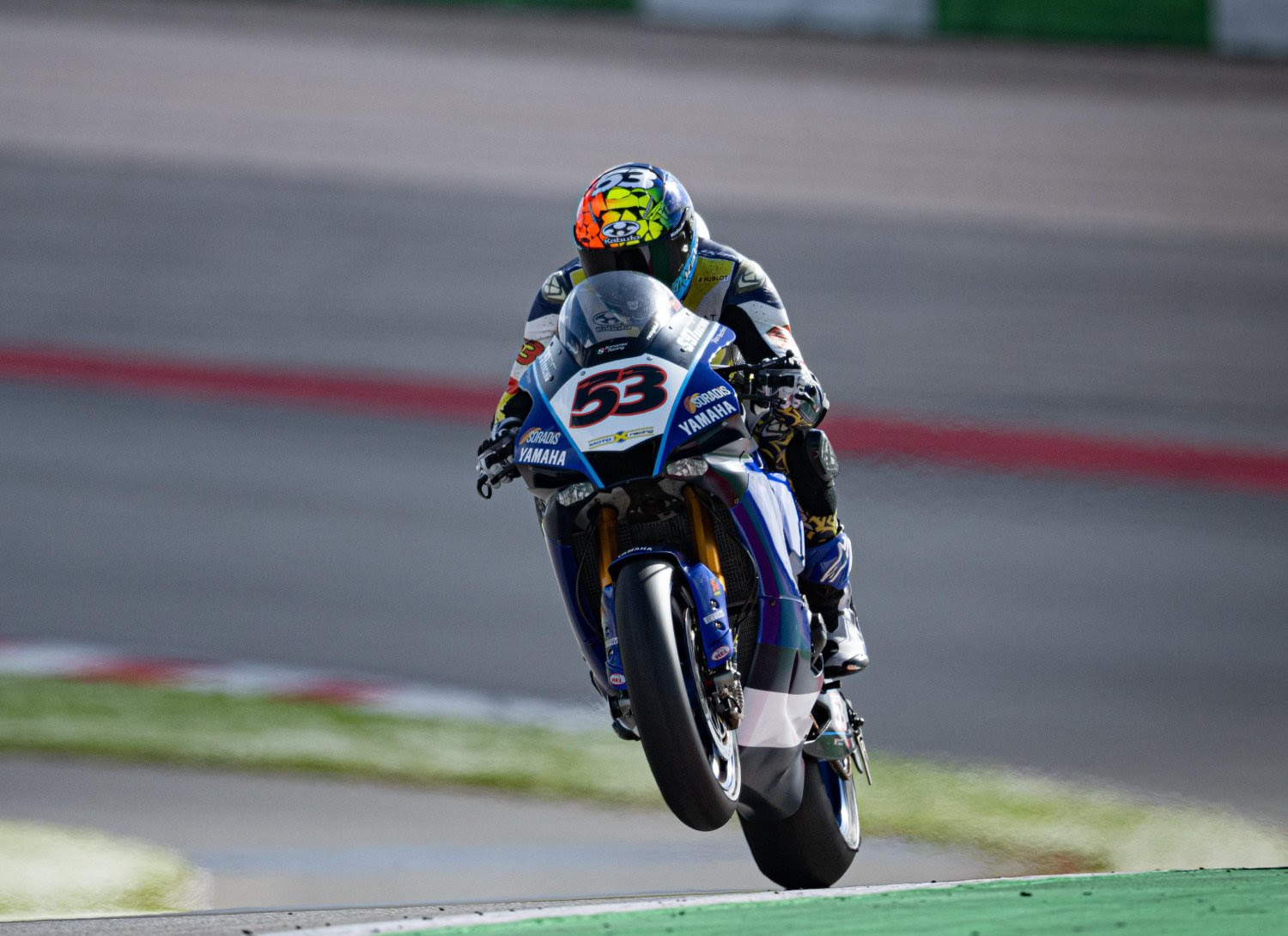 si-sono-conclusi-a-portimao-i-test-invernali-dello-yamaha-motoxracing-worldsbk-team