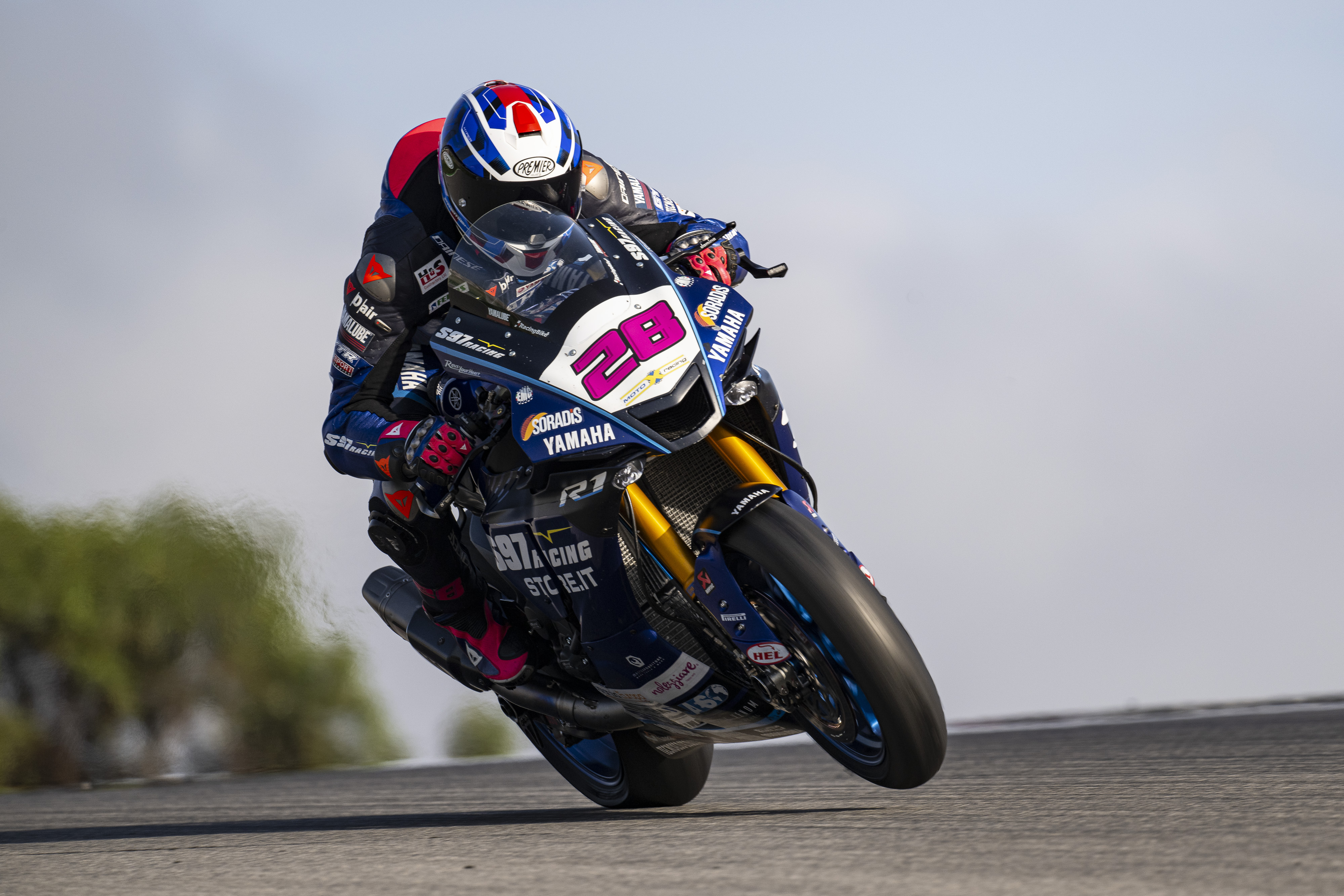 test-molto-positivi-a-portimao-per-lo-yamaha-motoxracing-worldsbk-team