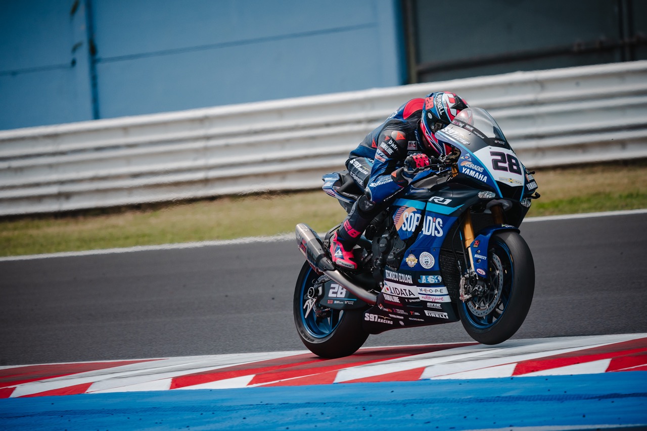 quinto-round-a-donington-park-il-circuito-di-casa-di-bradley-ray