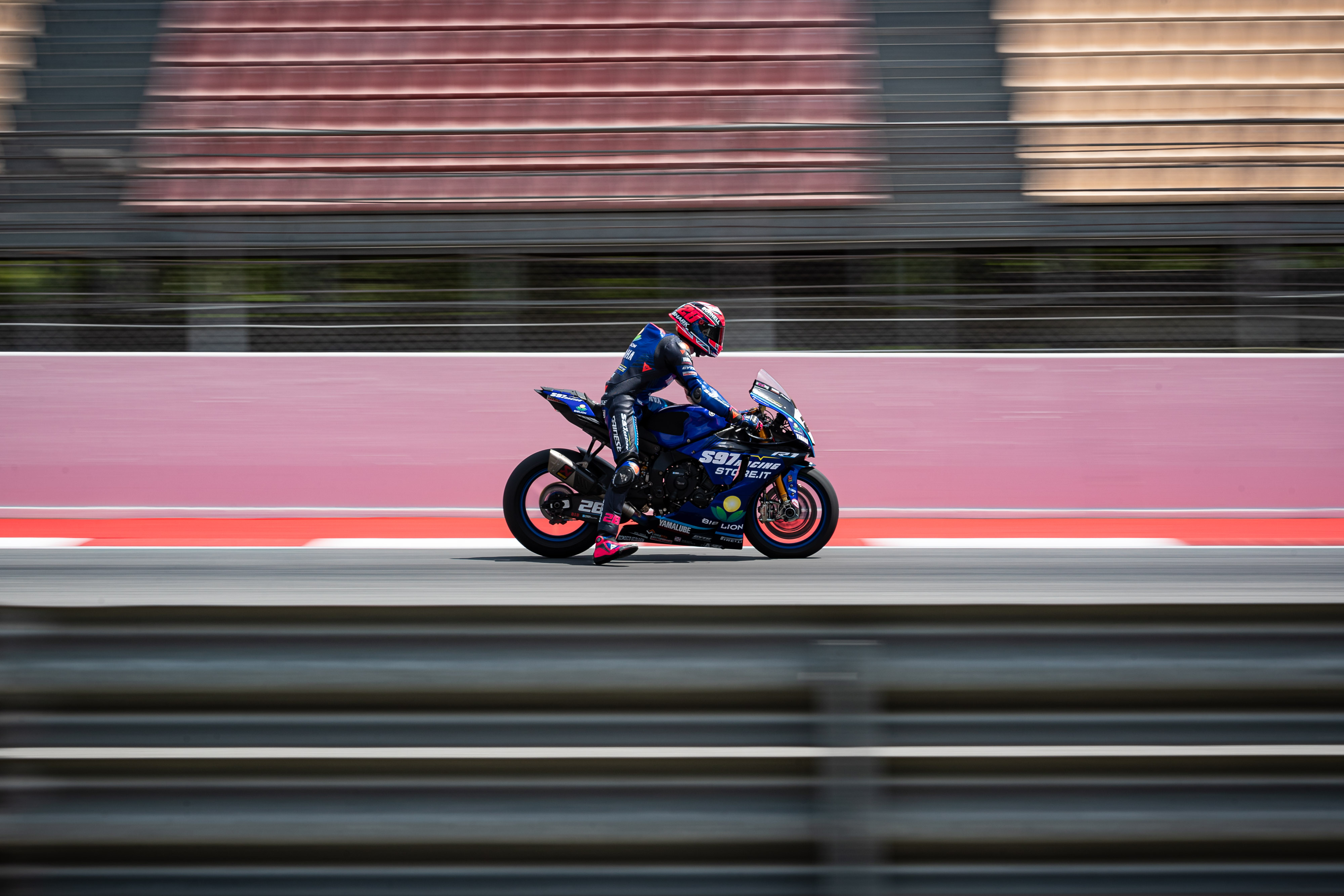 punti-mondiali-per-ray-in-gara1-worldsbk-a-barcellona