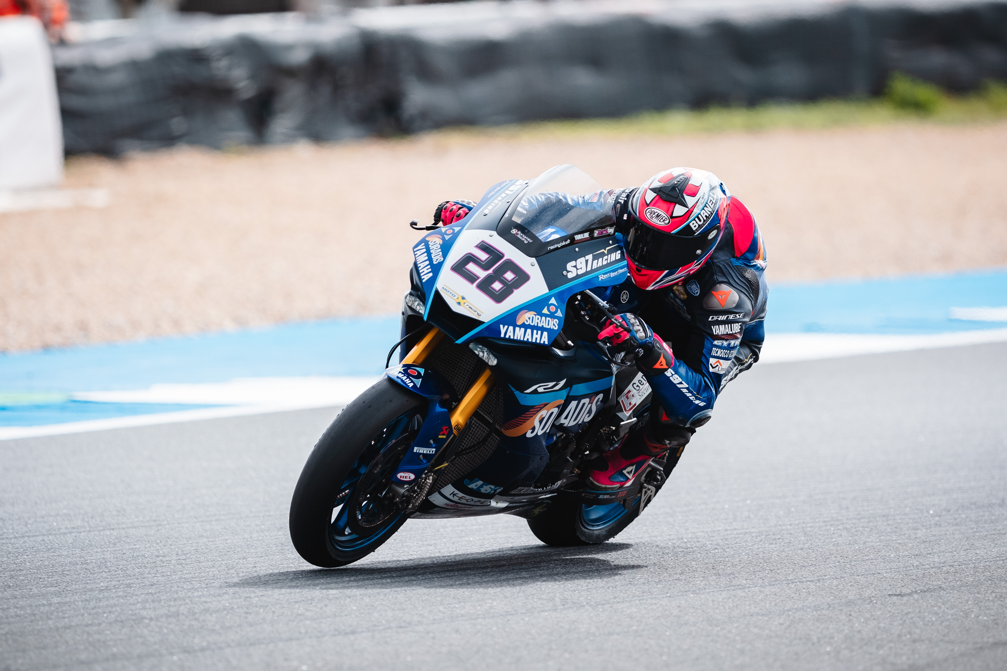 ray-ad-un-passo-dalla-zona-punti-in-gara1-allestoril