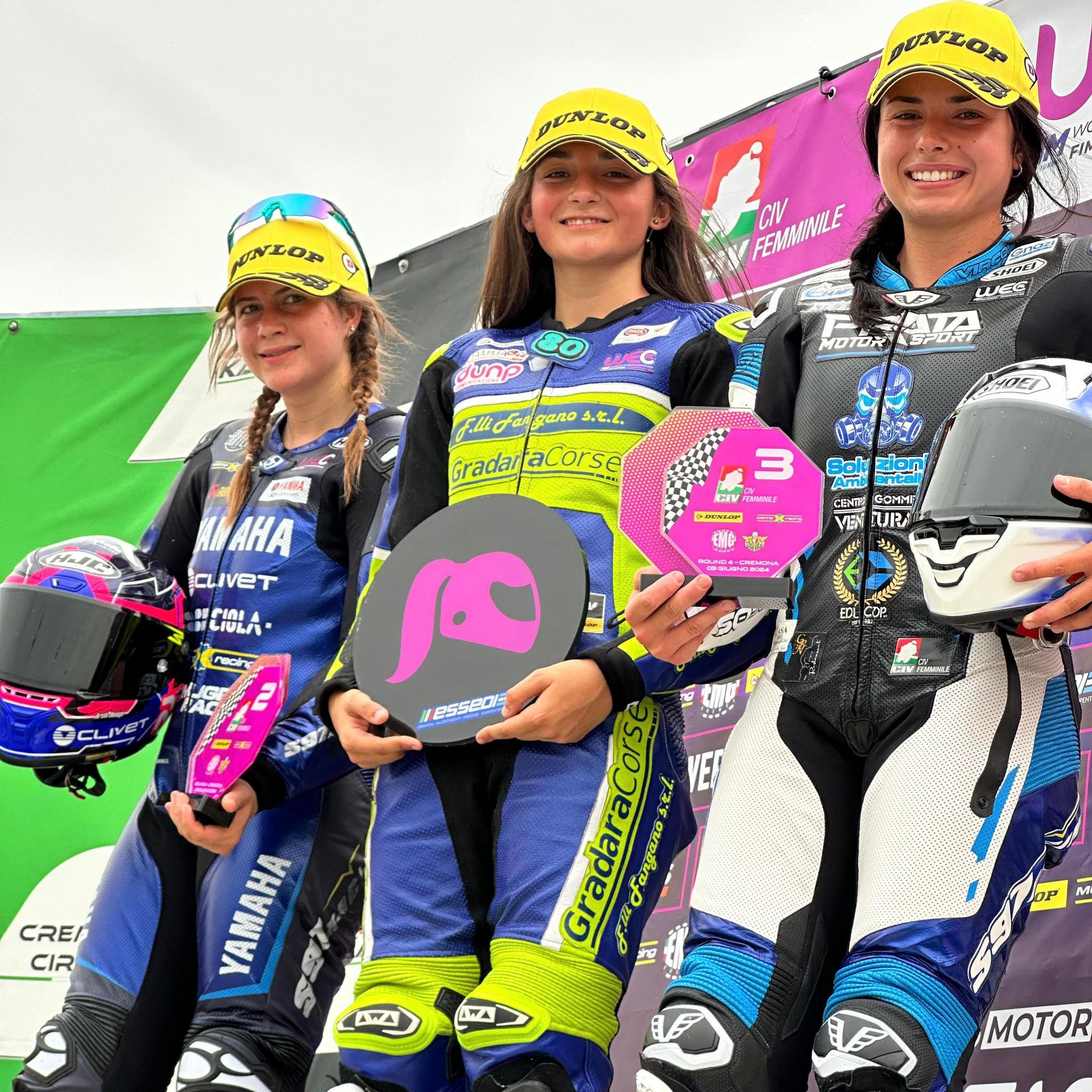 podio-per-il-team-motoxracing-nellessedi-round